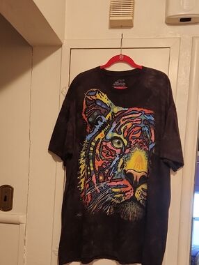 🔥The Mountain Brown Tie-Dye Tiger Graphic Tee - Multicolor Print